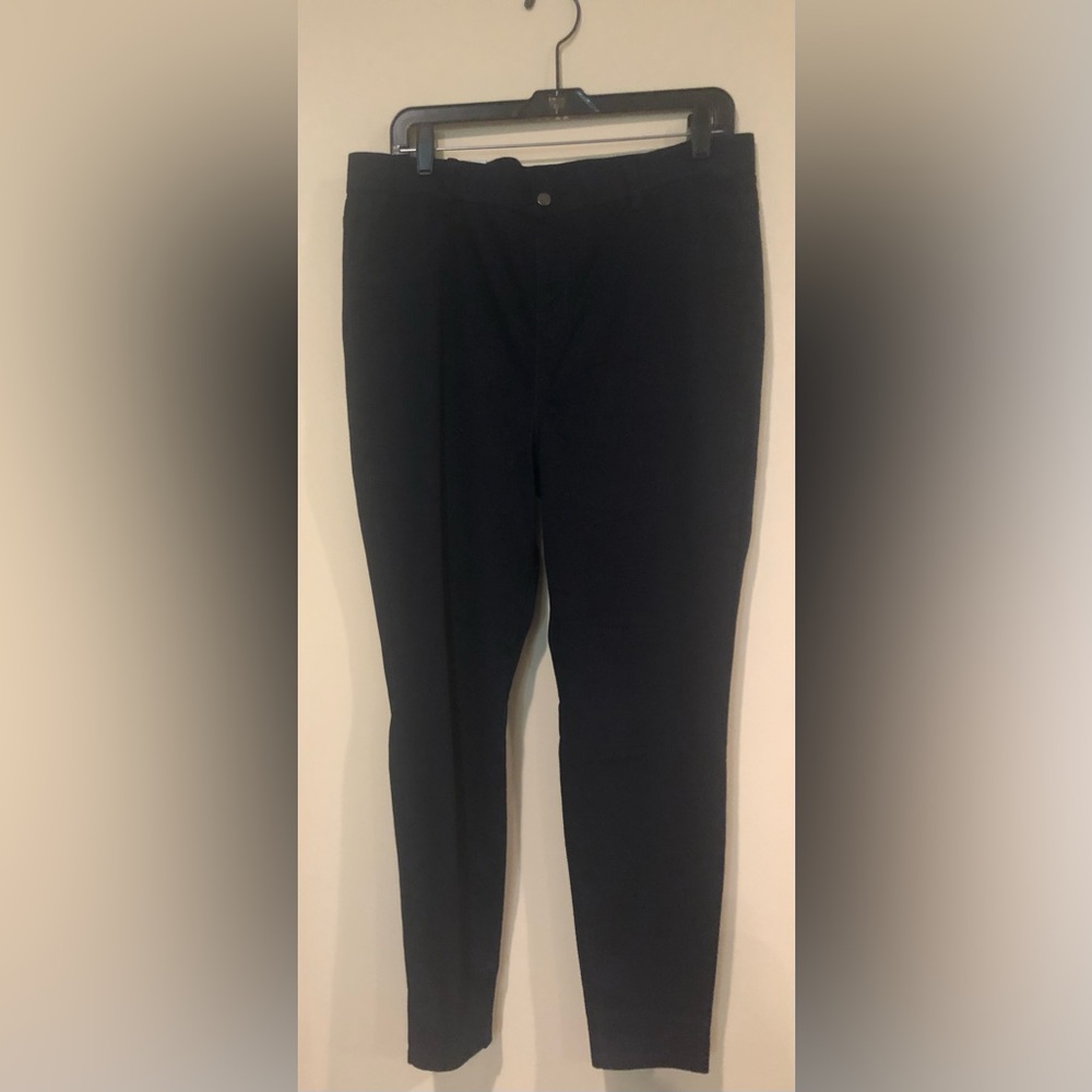Time and Tru Women Slim Black Dress Pants